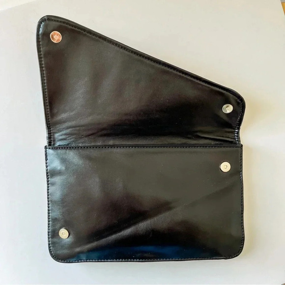 NWT Express Black & Gold Stripe Diagonal Flap Clutch Metallic Y2K 90s - Picture 3 of 8